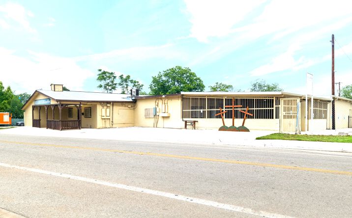 Pictures of Retail, Office, Mixed Use property located at 2908 MISSION RD, SAN ANTONIO, TX 78214-2257 for sales - image #1