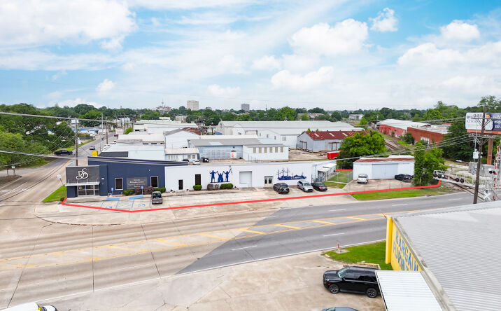 Pictures of Office property located at 103 East Pinhook Road, Lafayette, LA 70501 for sales - image #1