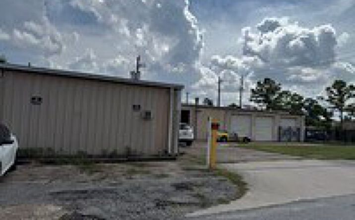 Pictures of Industrial property located at 501 E Parker Rd, Houston, TX 77076 for sales - image #1
