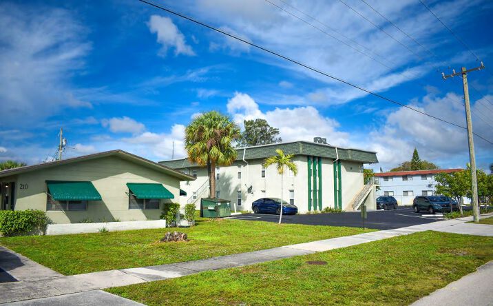 Pictures of Multifamily property located at 218 7th St, Lake Park, FL 33403, 710 Bayberry Dr, Lake Park, FL 33403 for sales - image #1