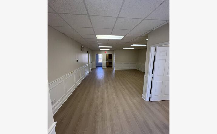 Pictures of Office property located at 41 REGENCY PLZ, GLEN MILLS, PA 19342-1003 for sales - image #1