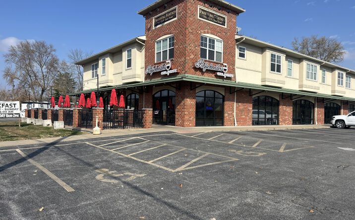 Pictures of Mixed Use, Retail, Multifamily property located at 700 N State St. #700, Freeburg, IL 62243 for sales - image #1