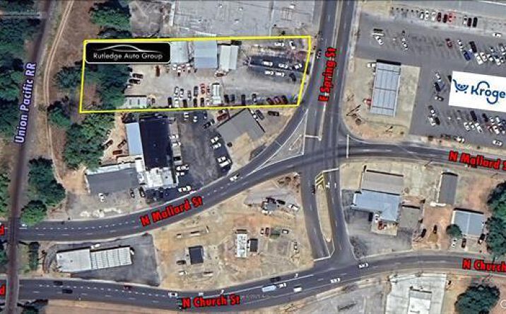 Pictures of Retail, Special Purpose, Business for Sale property located at 412 E Spring St, Palestine, TX 75801 for sales - image #1