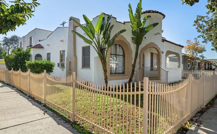 Pictures of Multifamily property located at 496 E 52nd St, Long Beach, CA 90805 for sales - image #1