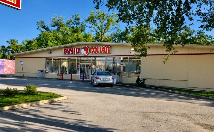 Pictures of Retail property located at 715 Mason Avenue, Daytona Beach, FL 32114 for sales - image #1