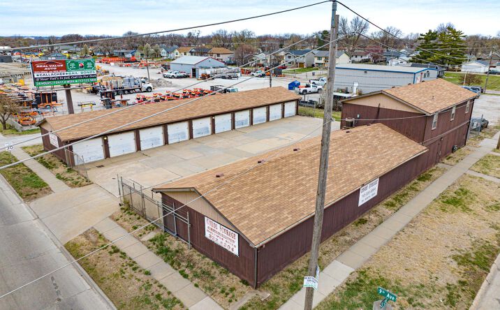 Pictures of Self Storage property located at 2426 & 2430 9th Ave, Council Bluffs, IA 51501, 2504 S 9th St, Council Bluffs, IA 51501, 25 S 15th St, Council Bluffs, IA 51501, 2301 S 6th St, Council Bluffs, IA 51501 for sales - image #1
