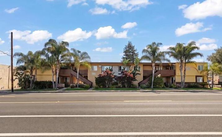 Pictures of Multifamily property located at 925 POMEROY AVE, SANTA CLARA, CA 95051-4763 for sales - image #1