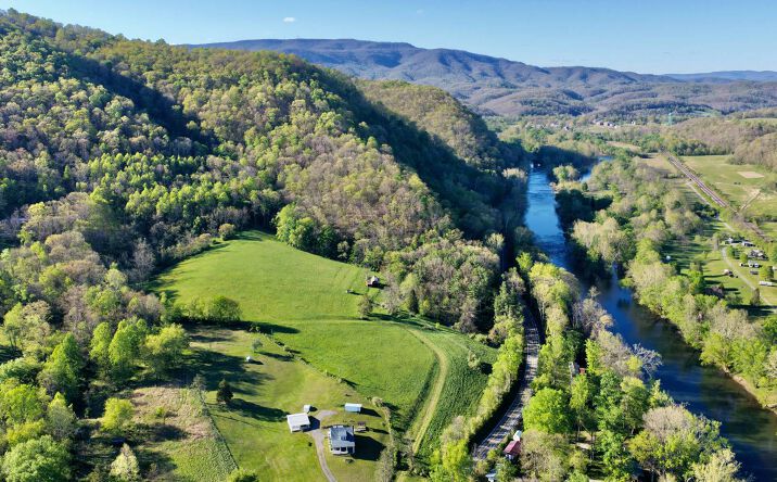 Pictures of Mixed Use, Land property located at 12111 State Highway 3, Alderson, WV 24910 for sales - image #1