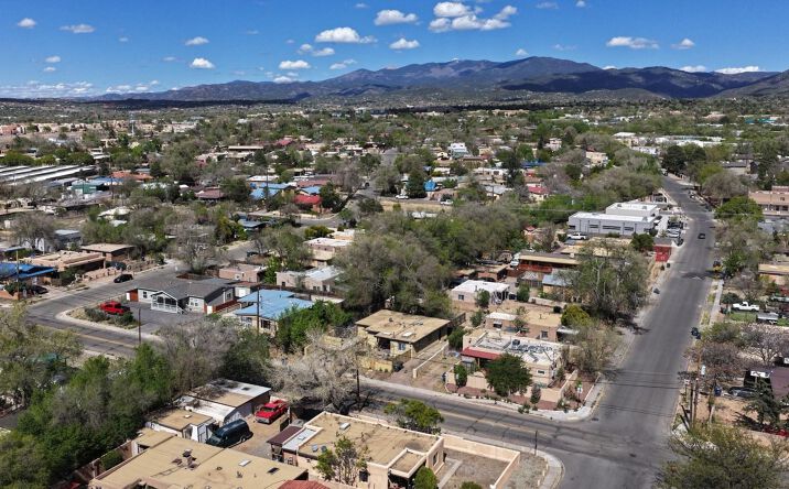 1607 5th Street, Santa Fe