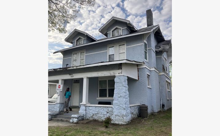 Pictures of Multifamily property located at 1037 FAXON AVE, MEMPHIS, TN 38105-2402 for sales - image #1