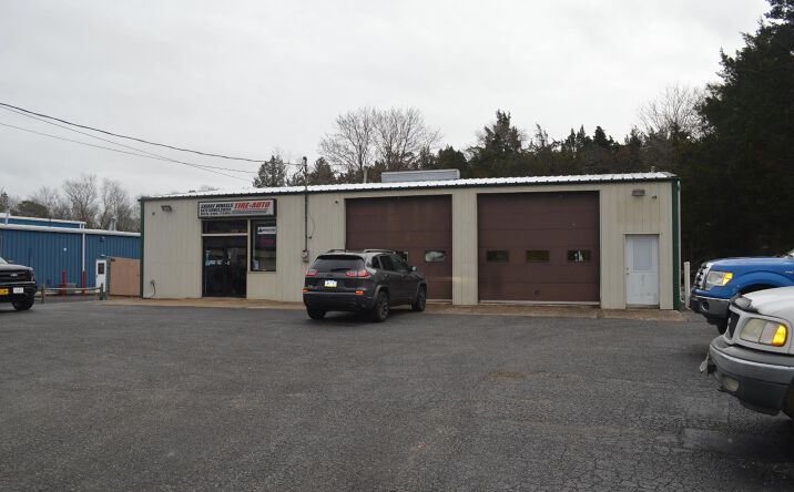 Pictures of Retail property located at 328 1/2 E Main St, Tuckerton, NJ 08087 for sales - image #1
