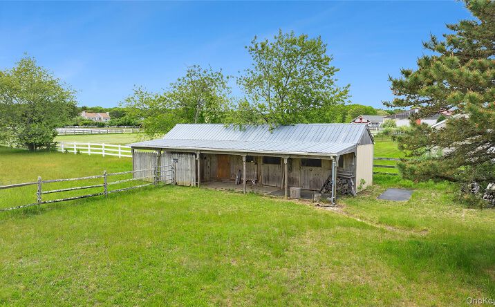 Pictures of Land property located at 144 DAMASCUS Road, Southampton, NY 11942 for sales - image #1
