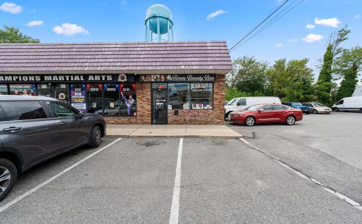 Pictures of Business for Sale, Retail property located at 380 Franklin Avenue, Hempstead, NY 11010 for sales - image #1