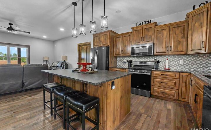 Pictures of Special Purpose property located at 241 County Road 226, Cape Girardeau, MO 63701 for sales - image #1