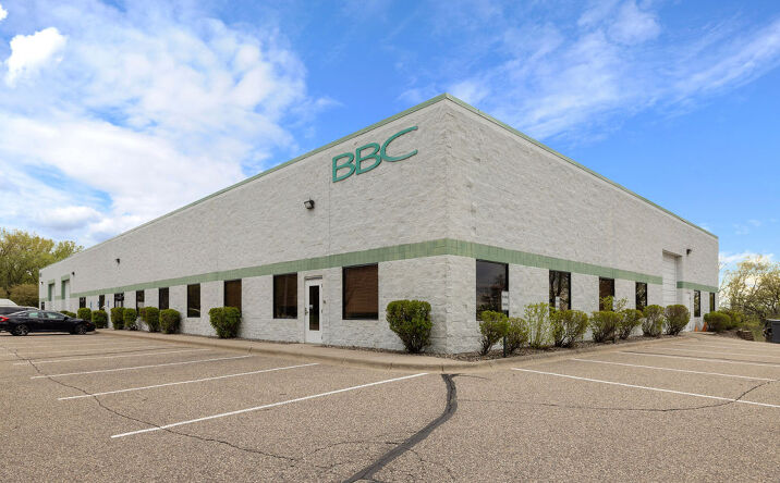 Pictures of Industrial property located at 3209 Terminal Drive, Eagan, MN 55121 for sales - image #1