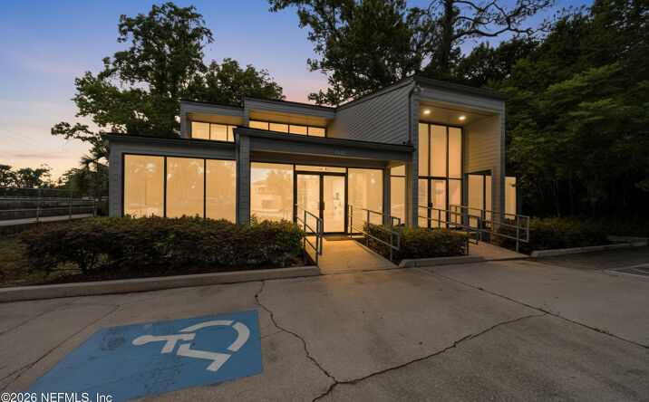 Pictures of Office, Industrial property located at 8850 GOODBYS EXECUTIVE Drive, Jacksonville, FL 32217 for sales - image #1