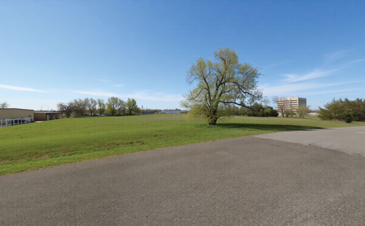 Pictures of Land property located at SE 31st St & Epperly Dr, Del City, OK 73115 for sales - image #1