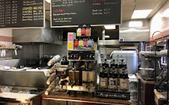 Pictures of Retail property located at 948 Cromwell Ave, Rocky Hill, CT 06067 for sales - image #1