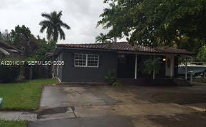 Pictures of Multifamily property located at 335 NE 114th St, Miami, FL 33161 for sales - image #1
