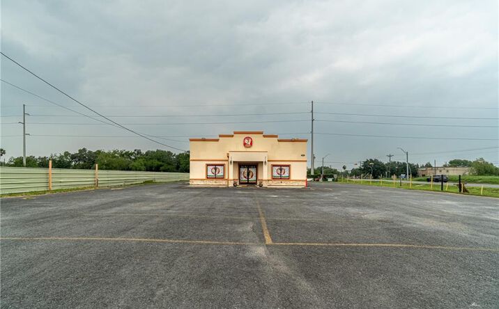 Pictures of Retail property located at 4951 N Fm 493, Donna, TX 78537 for sales - image #1