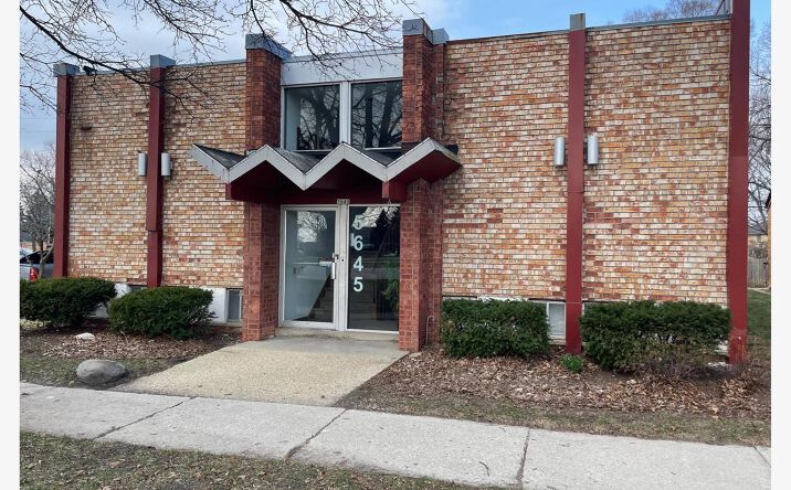 Pictures of Office property located at 5645 N Green Bay Ave, Glendale, WI 53209-4437 for sales - image #1