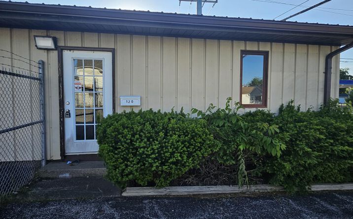 Pictures of Industrial property located at 120 East Louisiana Street, Evansville, IN 47711 for sales - image #1