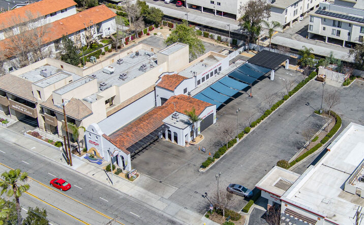 Pictures of Retail, Special Purpose property located at 870 S Citrus Ave, Azusa, CA 91702-5911 for sales - image #1