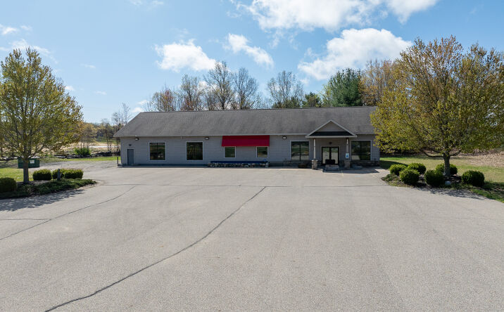 Pictures of Retail, Office, Mixed Use property located at 6398 Blue Star Highway, Saugatuck, MI 49453 for sales - image #1