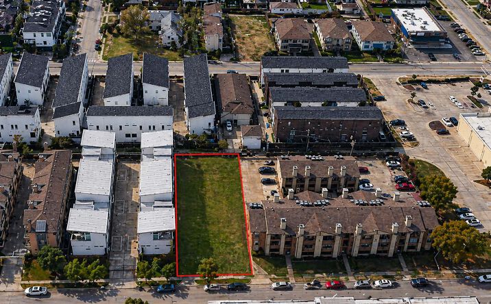 Pictures of Land property located at 2211 Bennett Ave, Dallas, TX 75206 for sales - image #1