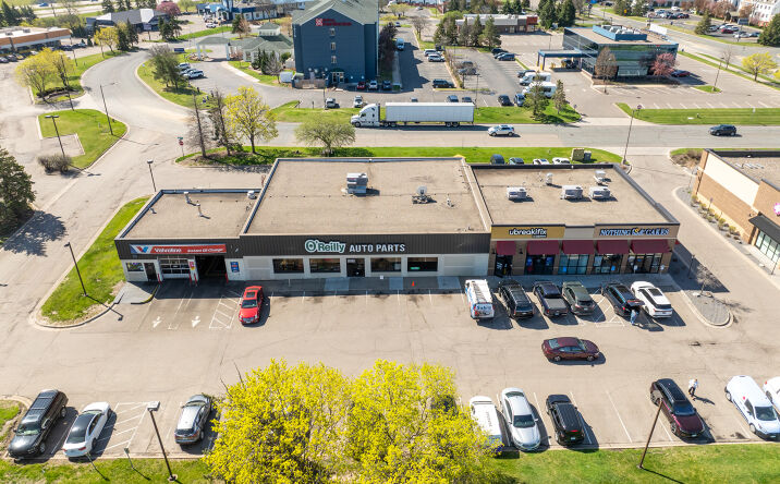 Pictures of Retail property located at 1988 Rahncliff Court, Eagan, MN 55122 for sales - image #1