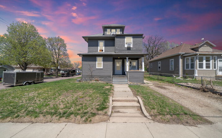 Pictures of Multifamily property located at 1118 West 8th Street, Sioux Falls, SD 57104 for sales - image #1
