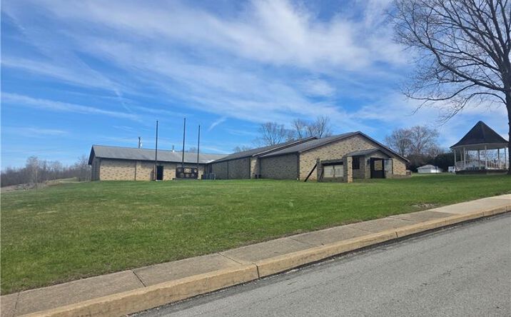 Pictures of Retail, Office, Hospitality property located at 81 United Road, Mt Pleasant, PA 15666 for sales - image #1