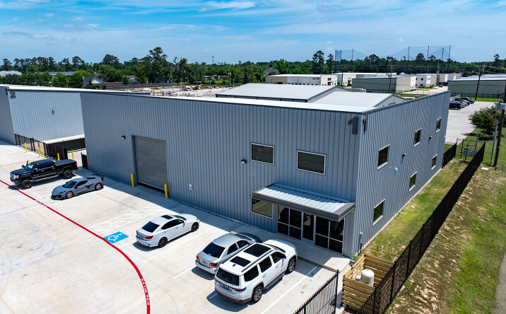 Pictures of Industrial property located at 6702 Theall Road, Houston, TX 77066 for sales - image #1