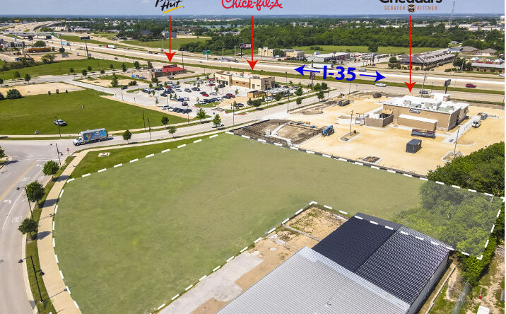 Pictures of Retail property located at 1702 BRAY ST, TEMPLE, TX 76504 for sales - image #1