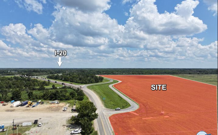 Pictures of Retail, Industrial, Hospitality property located at 200 Cooper Rd, Delhi, LA 71232 for sales - image #1
