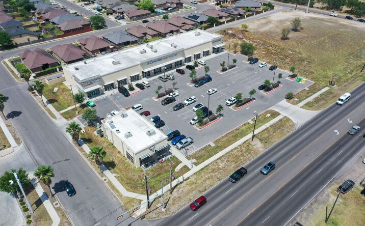 Pictures of Retail property located at 3601 South Business Highway 281, Edinburg, TX 78539 for sales - image #1