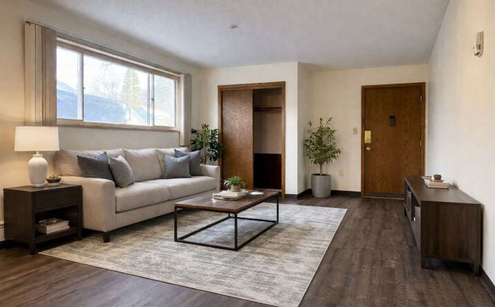 Pictures of Multifamily property located at 320 6th St S, Moorhead, MN 56560 for sales - image #1