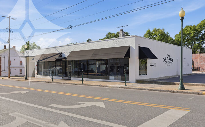 Pictures of Retail, Hospitality, Mixed Use property located at 419 W KING ST, MARTINSBURG, WV 25401-3203 for sales - image #1