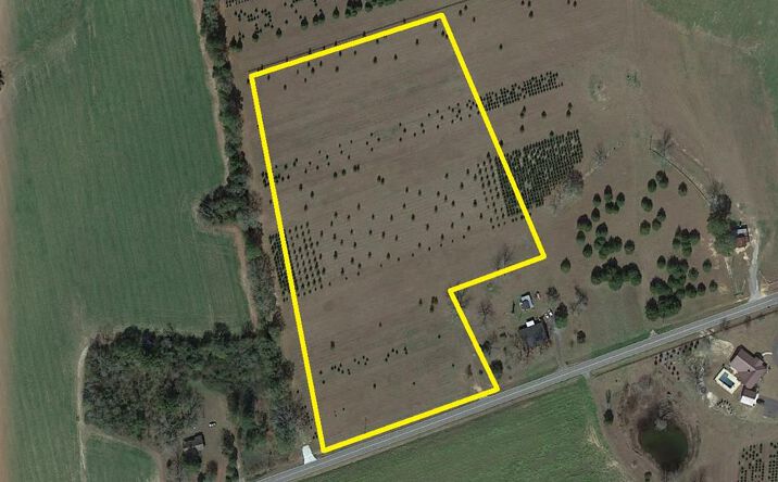 Pictures of Land property located at 5719 Hambrick Rd, Hahira, GA 31632 for sales - image #1