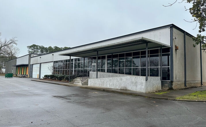 Pictures of Industrial property located at 3801 W 65TH ST, LITTLE ROCK, AR 72209-8553 for sales - image #1