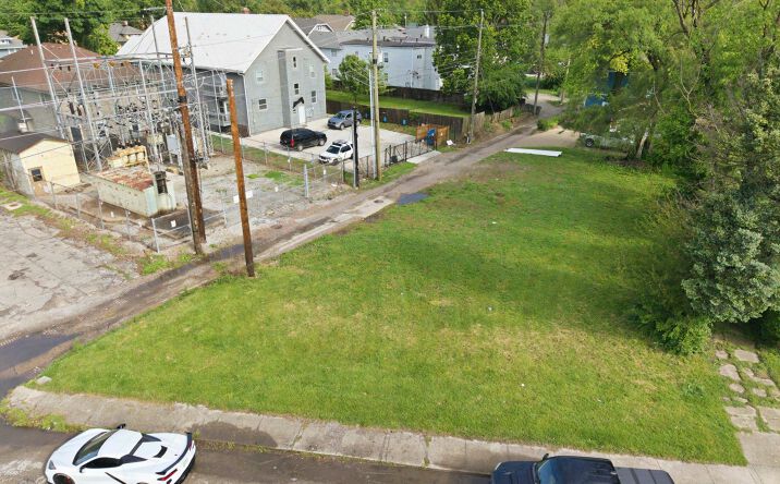 Pictures of Land property located at 722 Fairfield Ave, Indianapolis, IN 46205 for sales - image #1