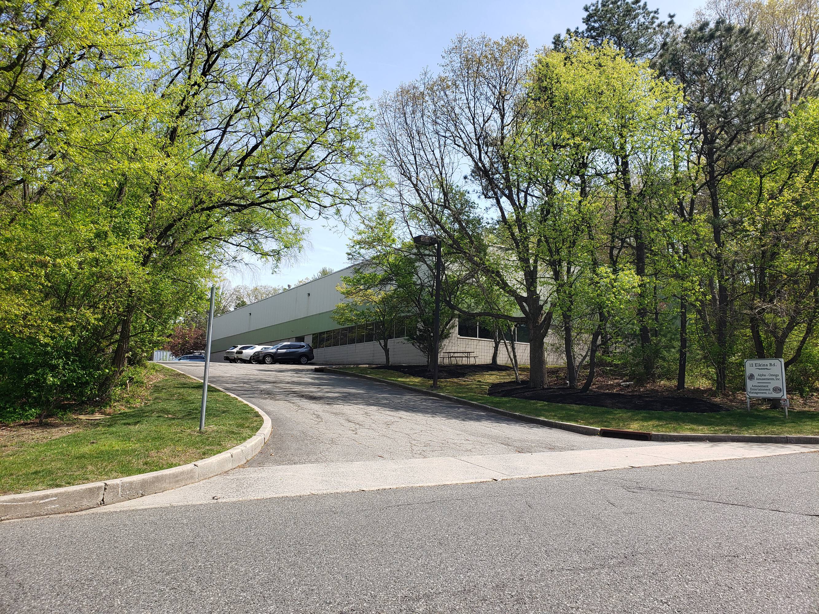 12 Elkins Rd, East Brunswick, NJ 08816
