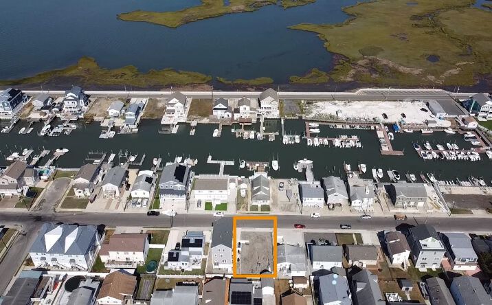 Pictures of Land property located at 524 W Poplar, West Wildwood, NJ 08260 for sales - image #1