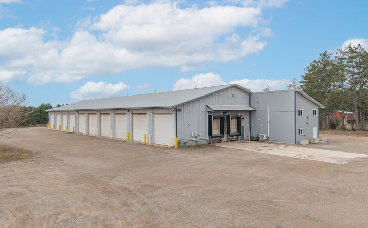 Pictures of Retail, Industrial property located at 1025 Pyle Drive, Kingsford, MI 49802 for sales - image #1