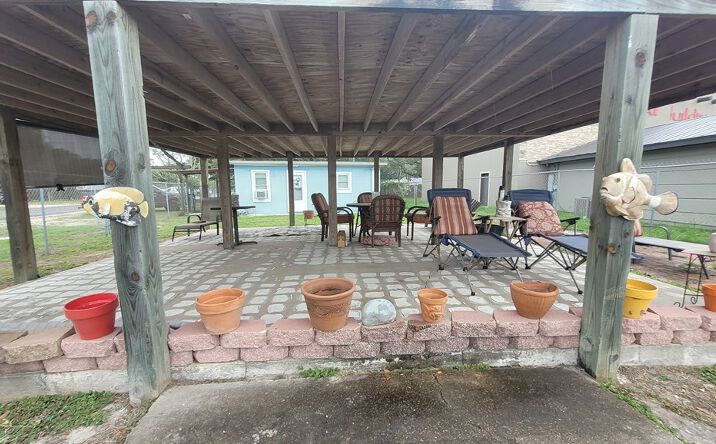 Pictures of Retail, Office, Mixed Use property located at 108 N HOOD ST, ROCKPORT, TX 78382 for sales - image #1