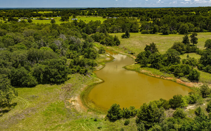 Pictures of Mixed Use, Land property located at 12035 E HWY 79, GAUSE, TX 77857-7035 for sales - image #1