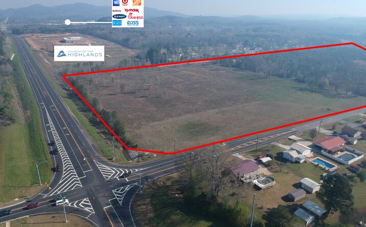 Pictures of Retail, Multifamily, Special Purpose property located at 3031 Friendship Road, Oxford, AL 36203 for sales - image #1