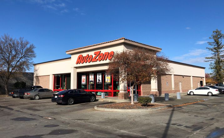 Pictures of Retail property located at 90 W MAIN ST, WOODLAND, CA 95695-3062 for sales - image #1