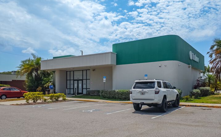 Pictures of Retail property located at 24639 US Hwy 19 N, Clearwater, FL 33763 for sales - image #1