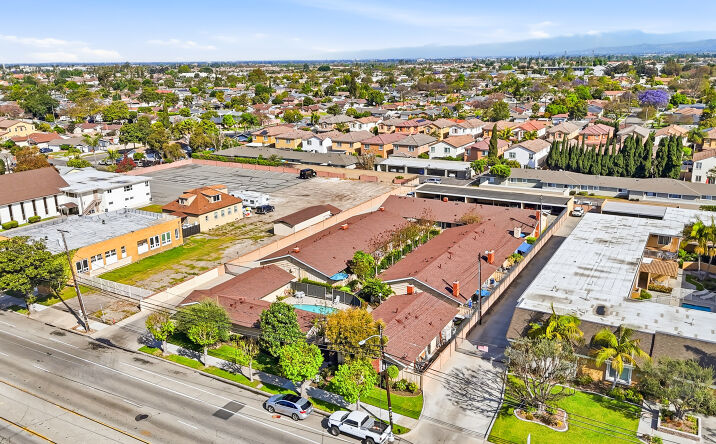 3221 W. Ball Road, Anaheim